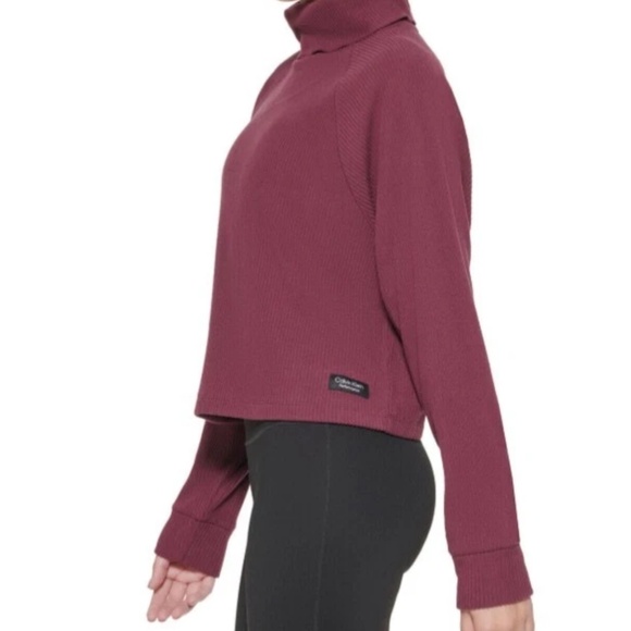 Calvin Klein Performance Ribbed Long-Sleeve Turtleneck | Large - Picture 2 of 6
